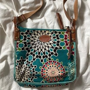 🔥3 for $25 Fossil bag with a fun blue pattern